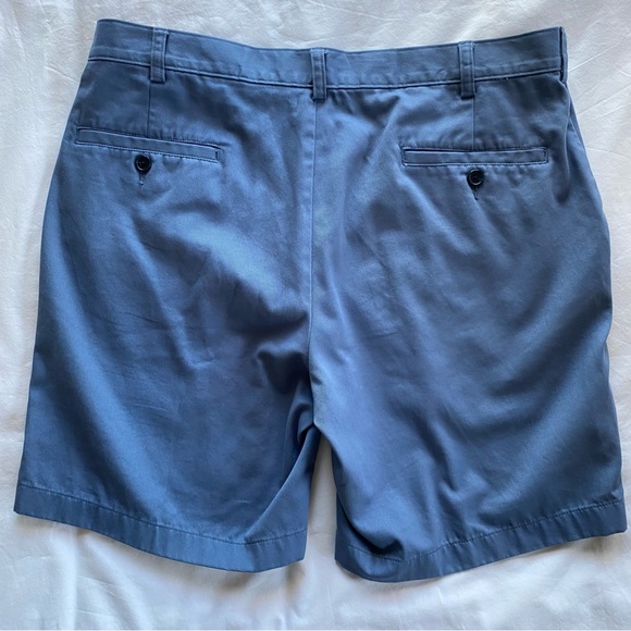 Jos A. Bank Traveler’s Collection Tailored Fit Blue Khaki Shorts Preppy Shorts - Picture 2 of 3